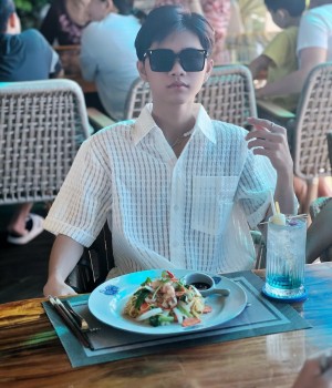 Mr hùng
