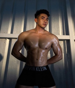 Mr huy top